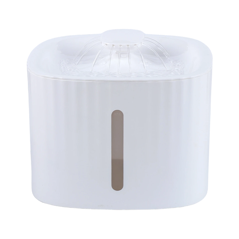 夜に見える静かな噴水 夜に見える静かな噴水