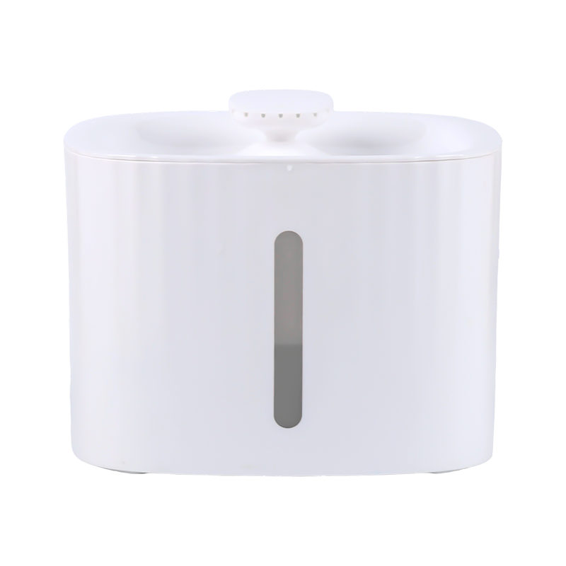 夜に見える静かな噴水 夜に見える静かな噴水